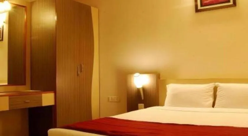 Bed in Hotel Colva Kinara