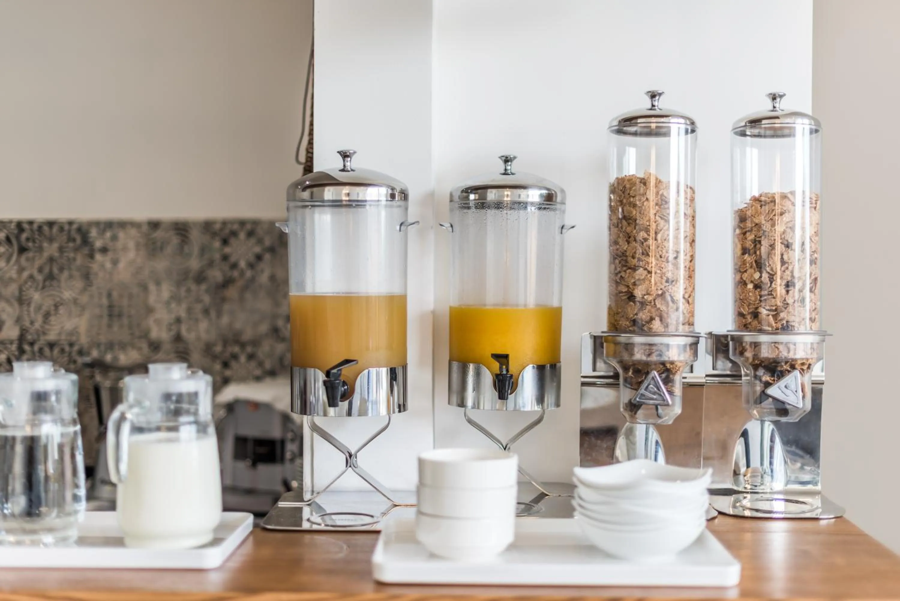 Coffee/tea facilities in Tano's Boutique Guesthouse