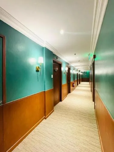 Pearl Lane Hotel