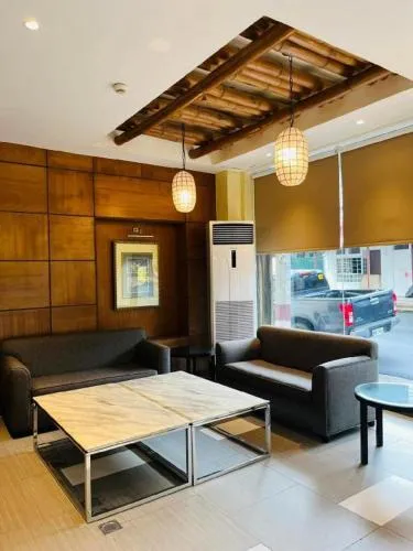 Pearl Lane Hotel