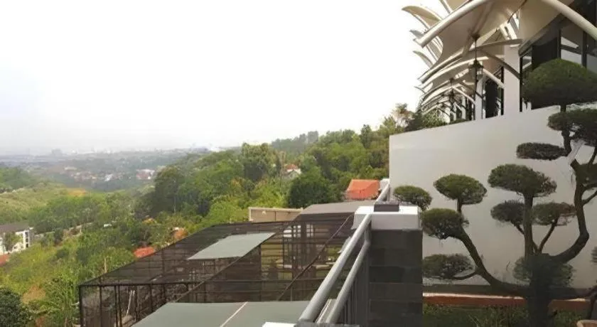 The Valley Resort Hotel