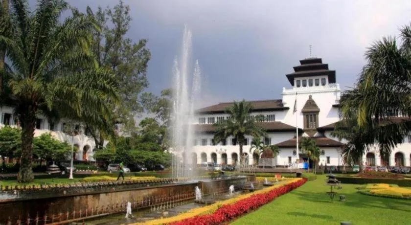 The Valley Resort Hotel