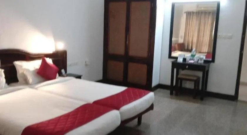 Bed in Hotel Sea Face