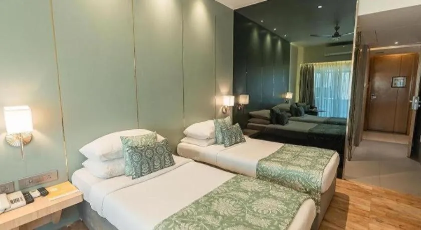 Bed in Mumbai Metro - The Executive Hotel