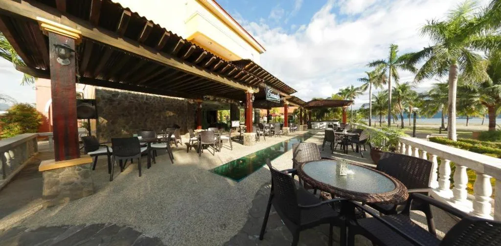 Vista Marina Hotel and Resort