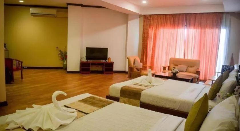 Bed in Vista Marina Hotel and Resort