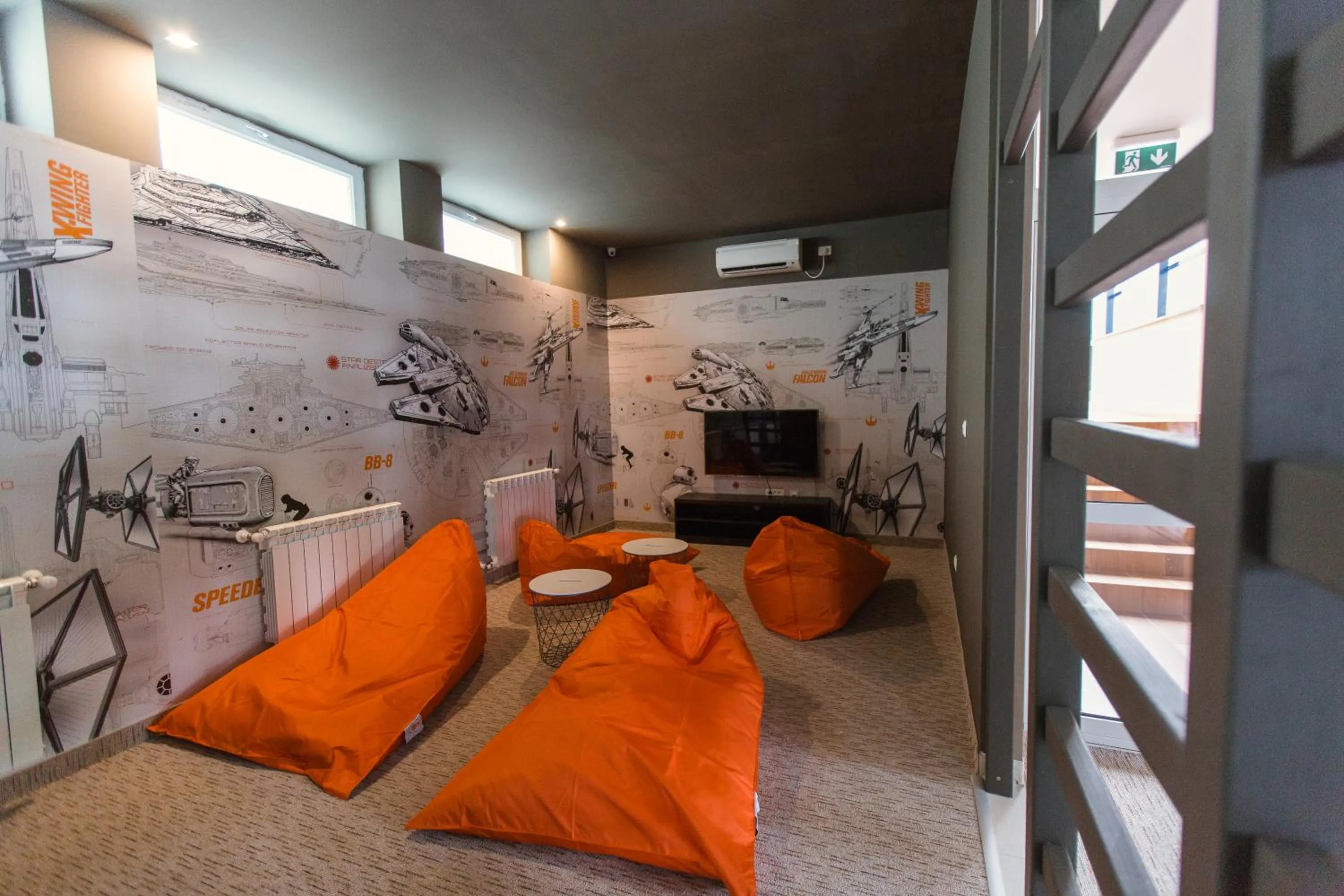 Game Room in Lotus Therm Spa&Luxury Resort