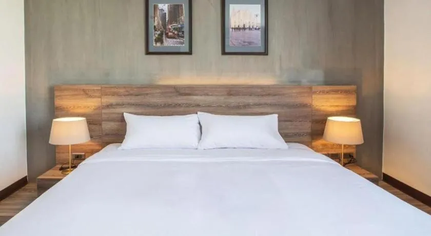 Bed in B2 Bangna Premier Hotel