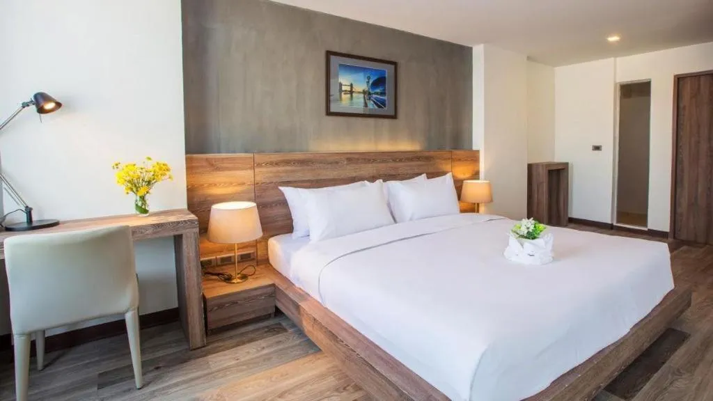 Bed in B2 Bangna Premier Hotel