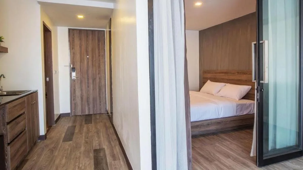 Bed in B2 Bangna Premier Hotel