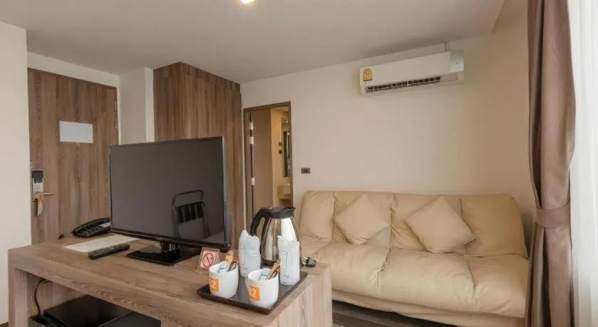 B2 Bangna Premier Hotel