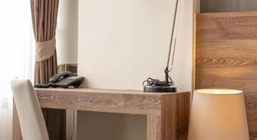 B2 Bangna Premier Hotel