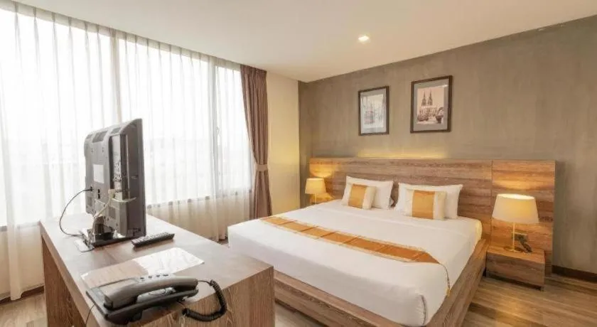 Bed in B2 Bangna Premier Hotel