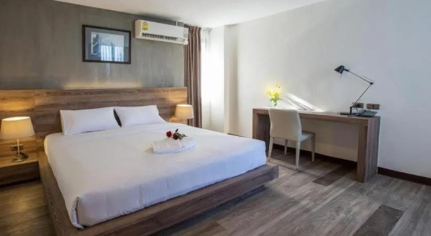 Bed in B2 Bangna Premier Hotel