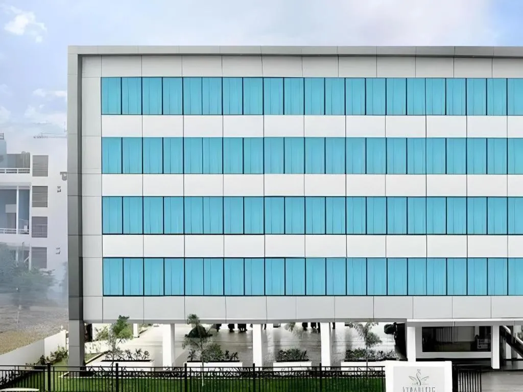 Sybaritic Suites