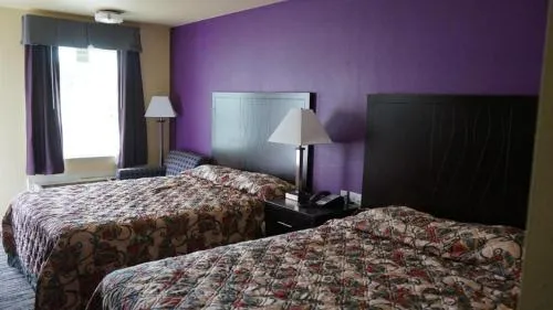 Bed in Village Motor Inn