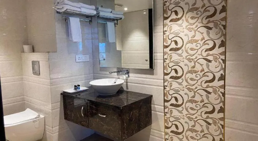 Hotel Signature Grand