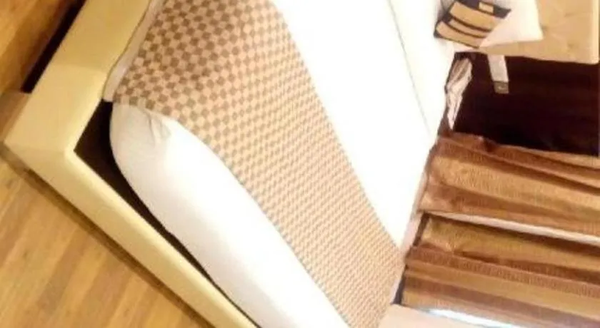 Hotel Signature Grand