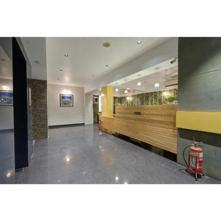 Hotel Berlin Gandhinagar