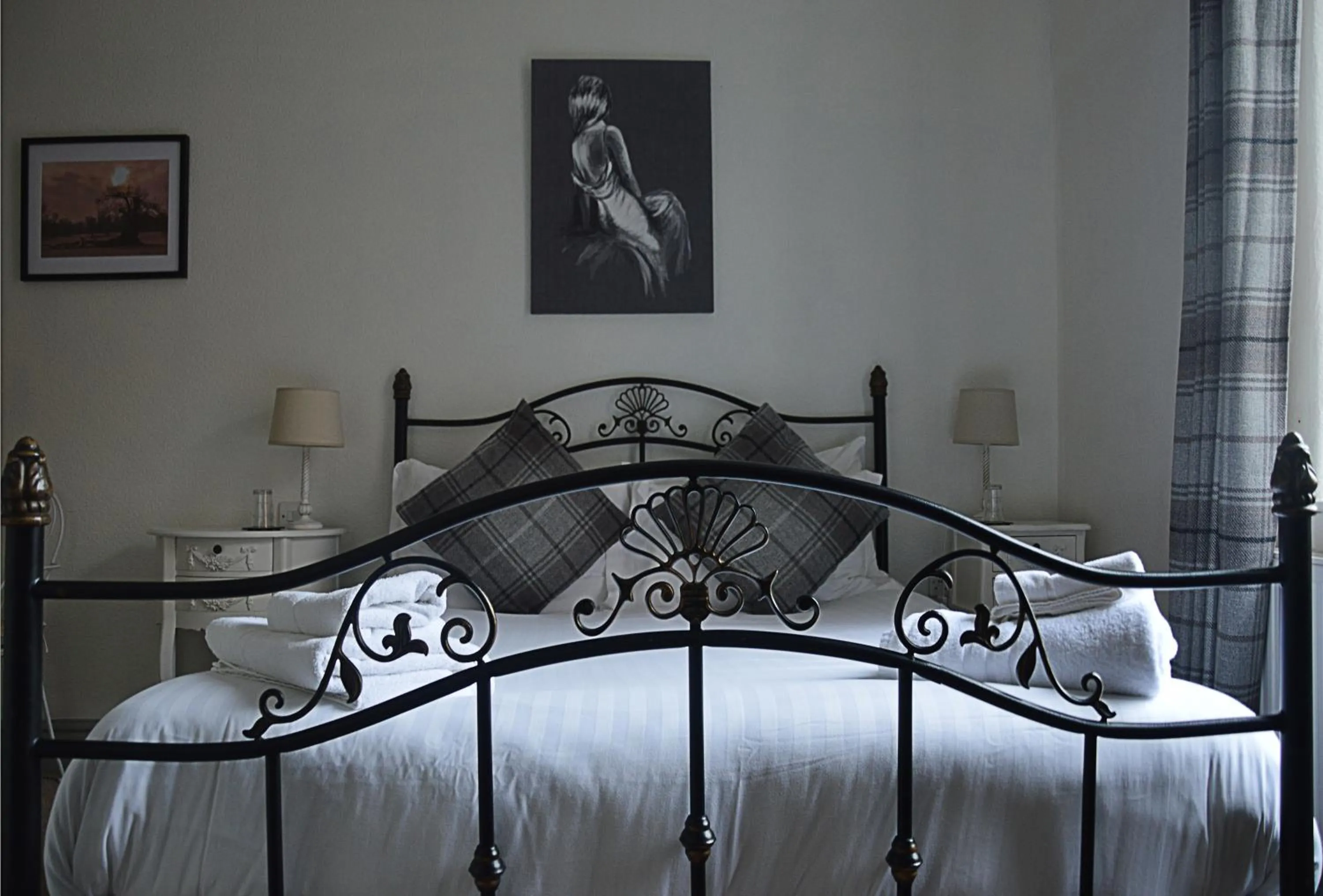 Bed in The Punchbowl Inn