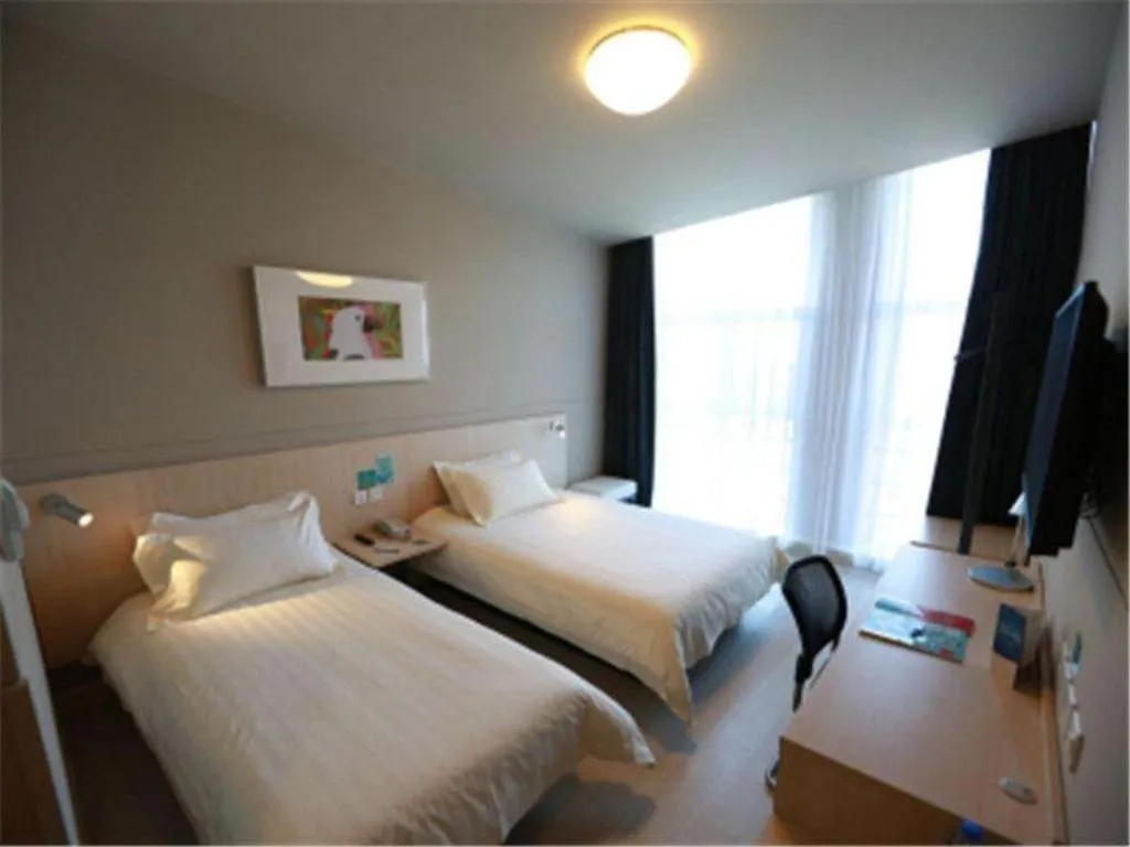 Bed in Jinjiang Inn Tianjin Airport Branch