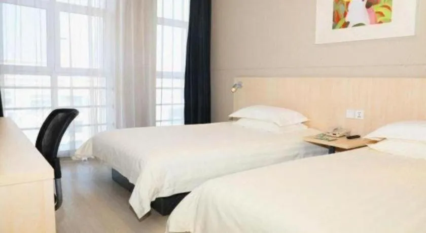 Bed in Jinjiang Inn Tianjin Airport Branch