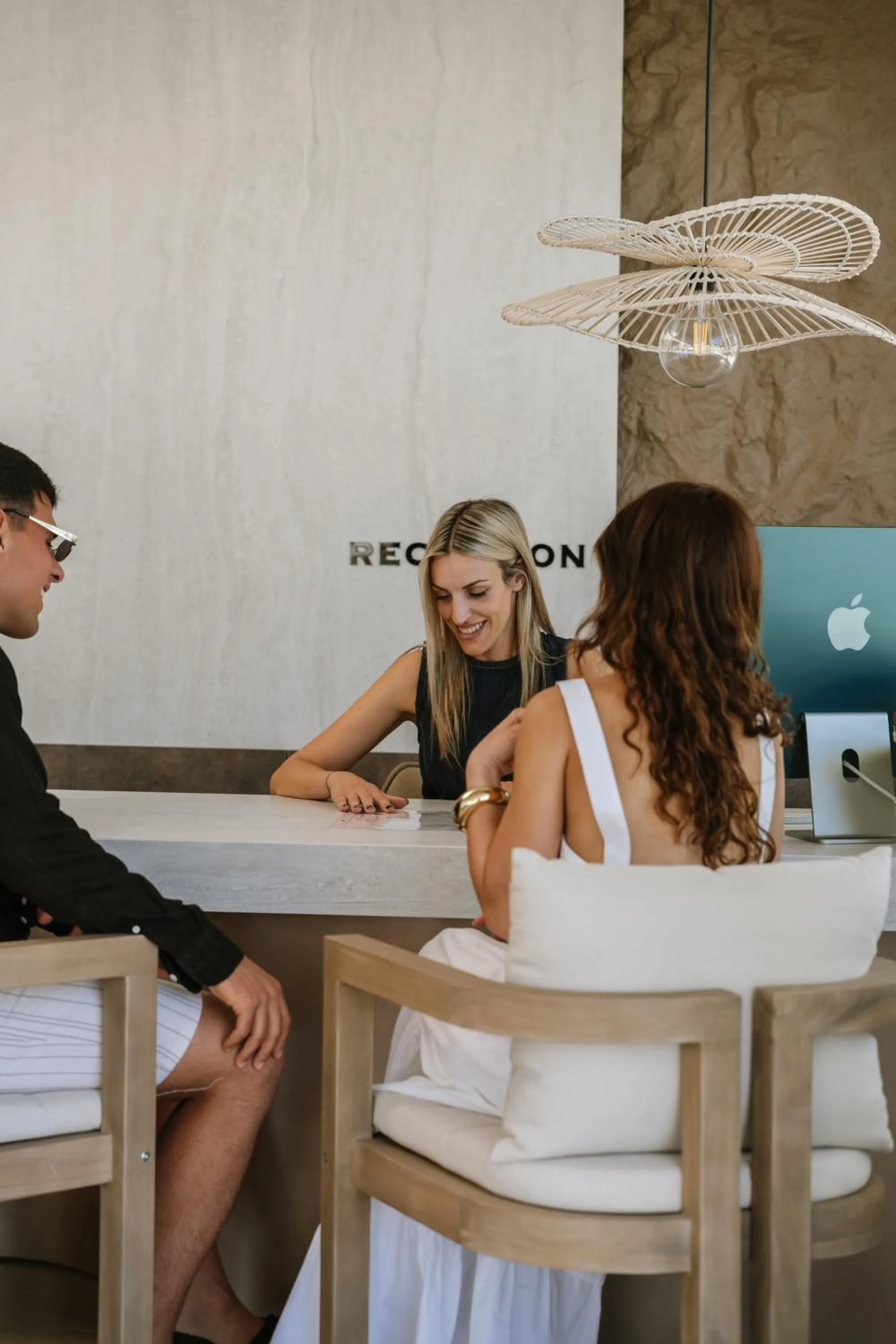 Ammos Boutique Apartments & Suites