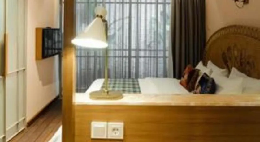 Bed in The House Tour Downtown