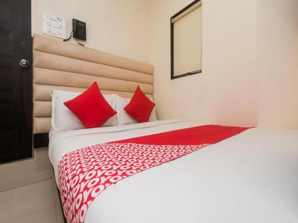 Bed in OYO 3782 Hotel Adnoc Inn