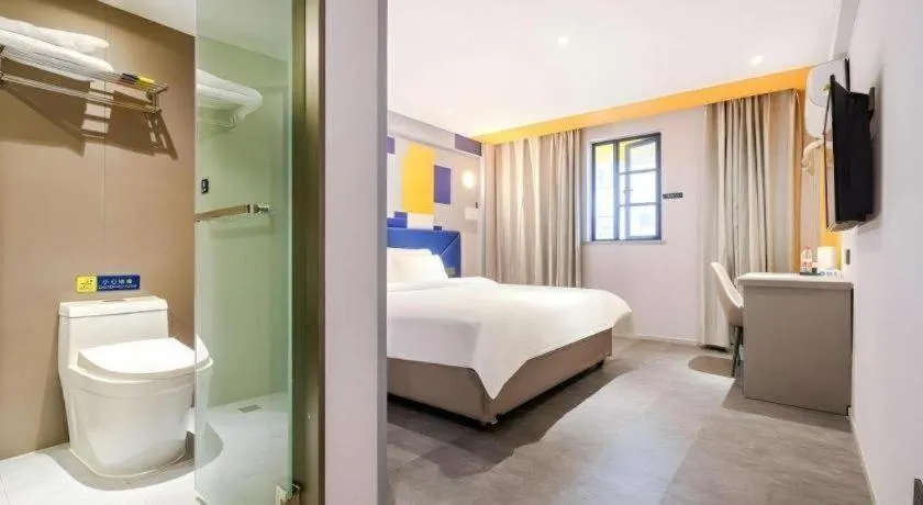 Bed in 7 Days Inn Fuzhou Three Lanes and Seven Alleys Dongjiekou Metro Station