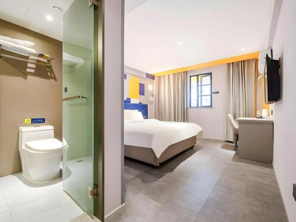 Bed in 7 Days Inn Fuzhou Three Lanes and Seven Alleys Dongjiekou Metro Station