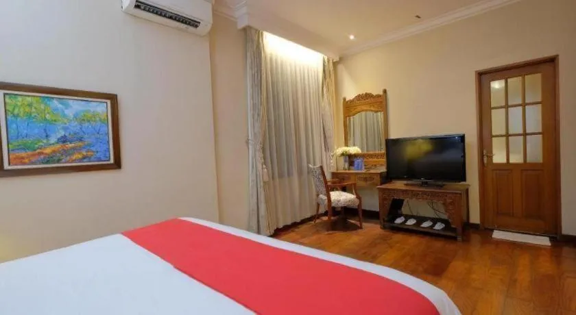 Bed in Diamond Hotel Solo