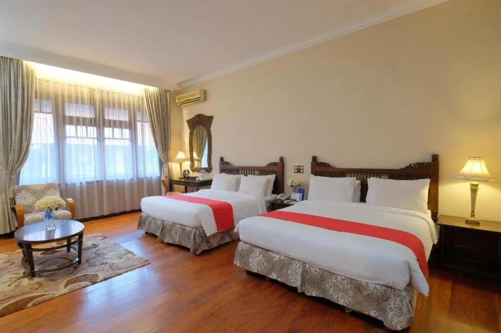 Bed in Diamond Hotel Solo