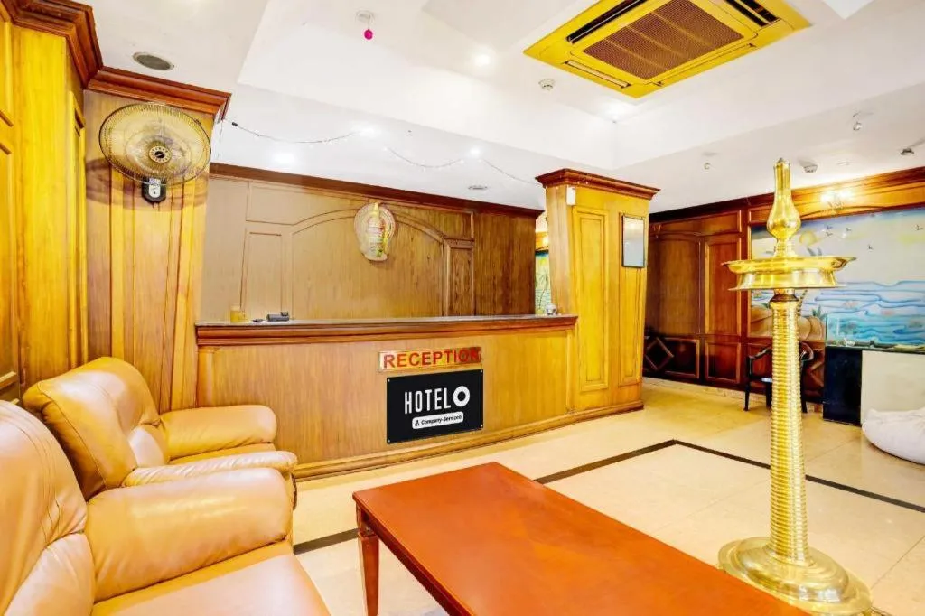 Hotel O Thampanoor