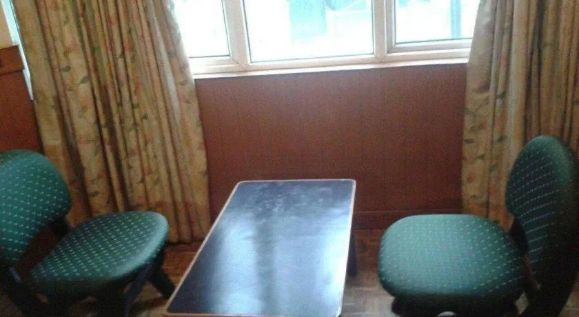 Hotel Hilltop Towers