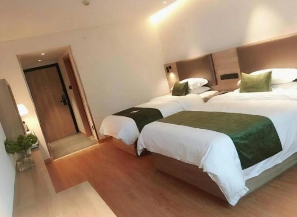 Bed in GreenTree Inn Changzhou Times Plaza Business Hotel