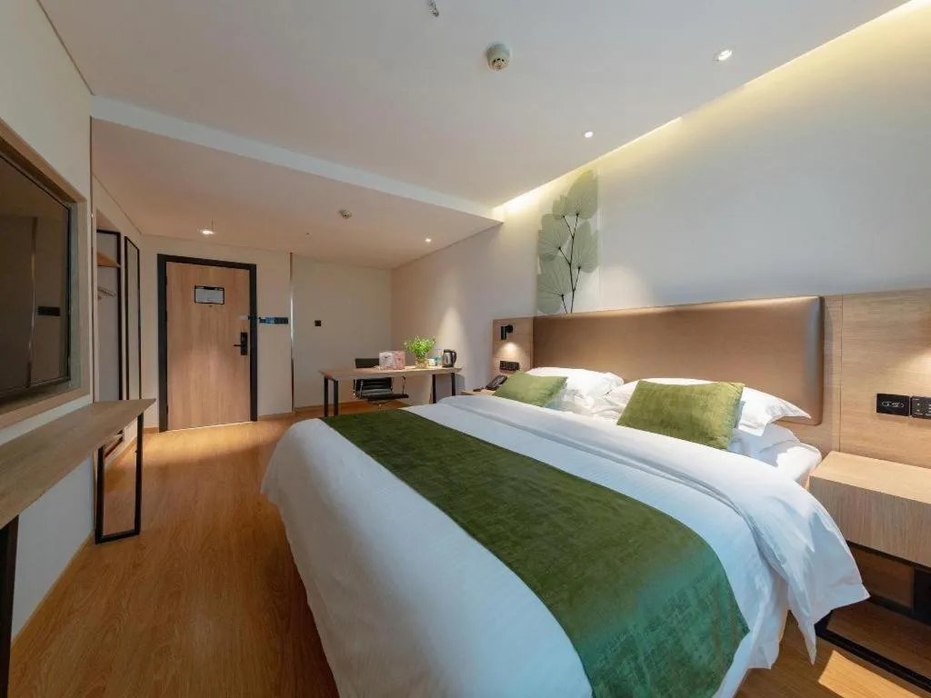 Bed in GreenTree Inn Changzhou Times Plaza Business Hotel