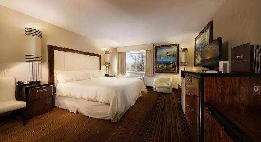 Bed in Western Village Inn And Casino