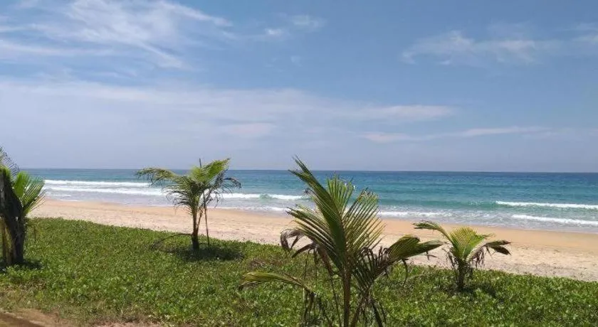 Majestic Beach Comforts - Beachfront