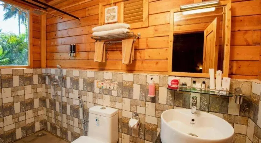 Majestic Beach Comforts - Beachfront