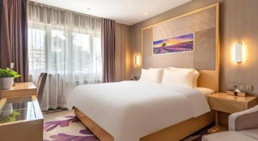 Bed in Lavande Hotel Qingdao North Station Siliu South Road