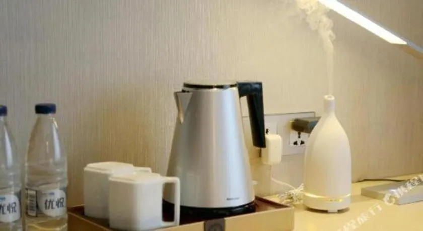 Lavande Hotel Qingdao North Station Siliu South Road