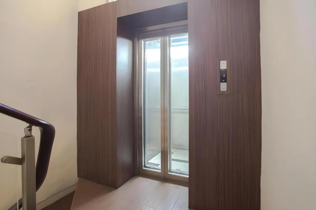 Life Emerald Hotel Surabaya