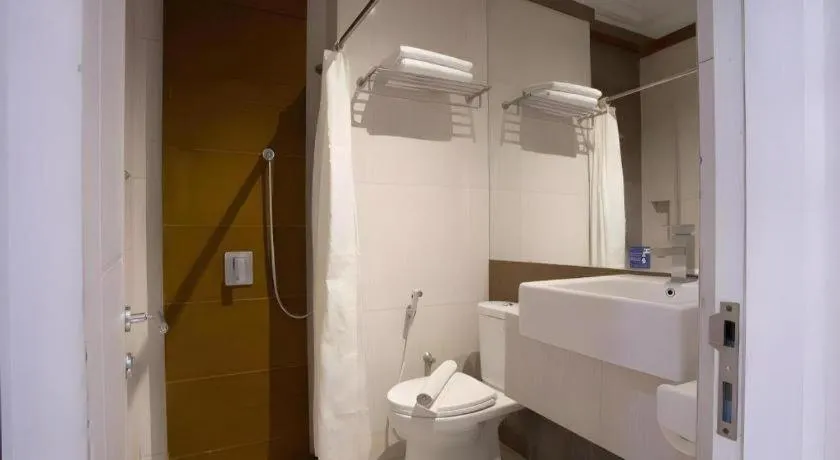 Life Emerald Hotel Surabaya