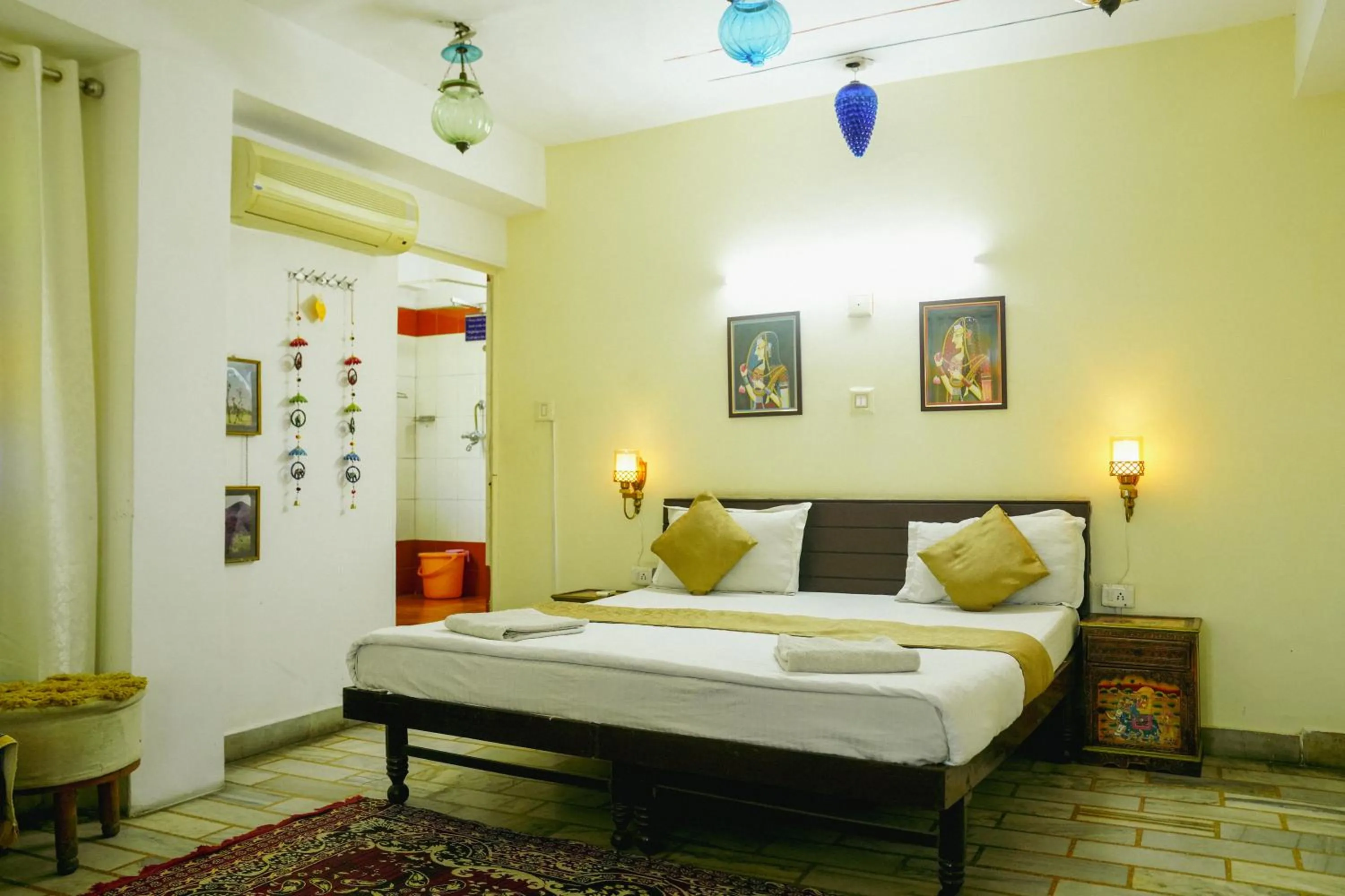 Bedroom, Bed in Dreamyard Udaipur