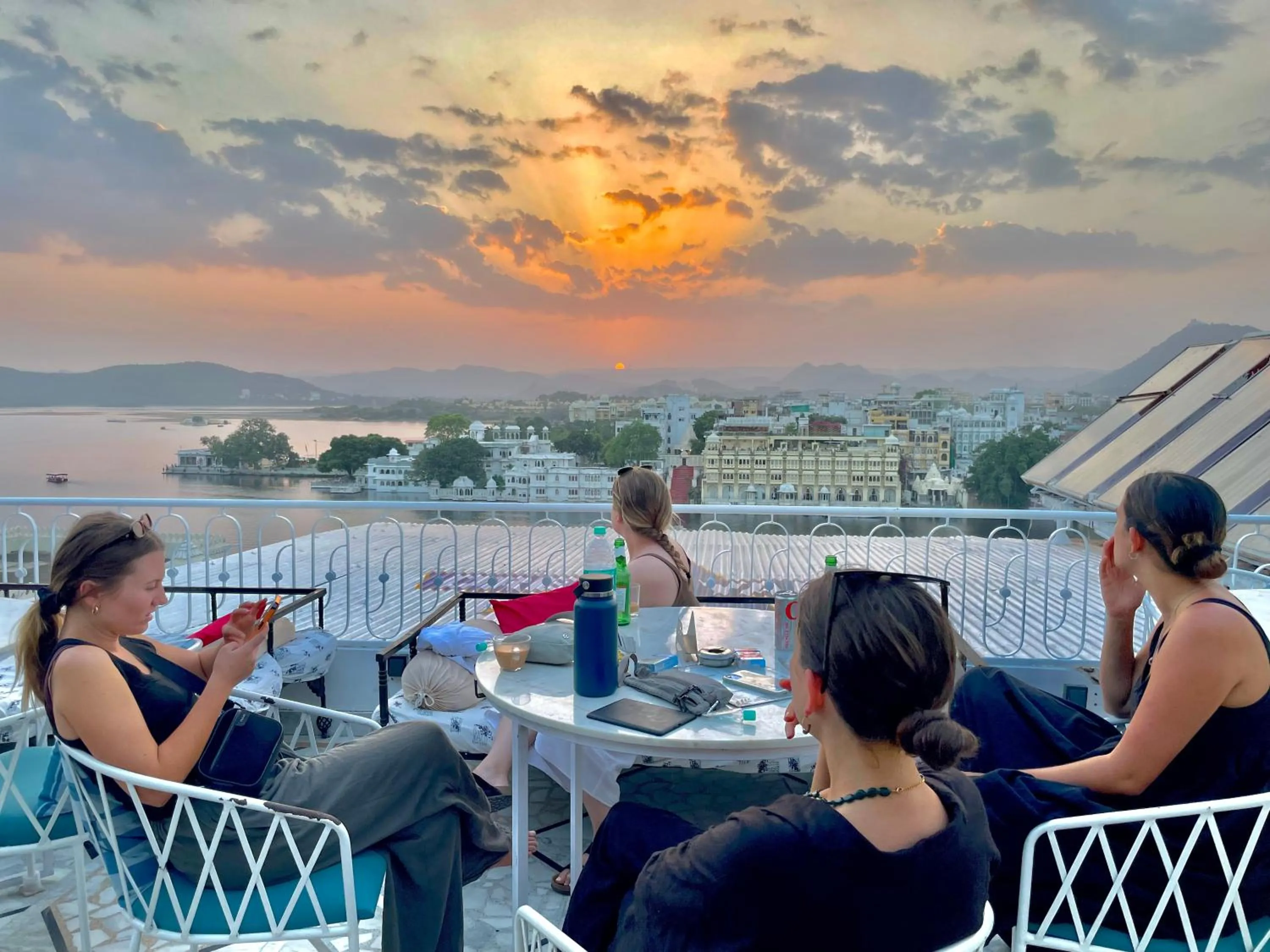 Restaurant/places to eat in Dreamyard Udaipur