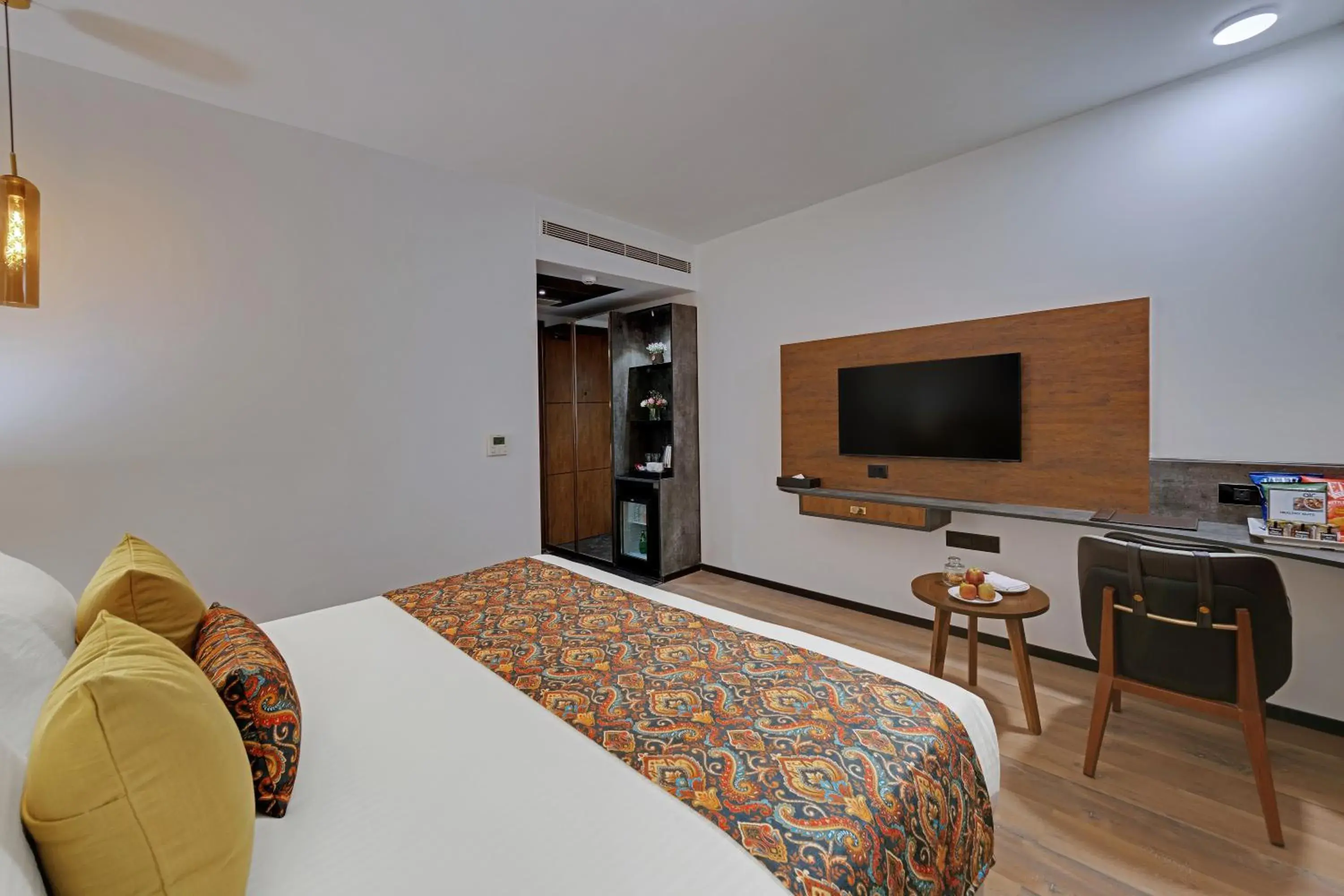 Deluxe Room - single occupancy in Hays AIR By Ahuja Residences - Golf Course Ext Road & Sector 51 Deluxe Room - single occupancy in Hays AIR By Ahuja Residences - Golf Course Ext Road & Sector 51