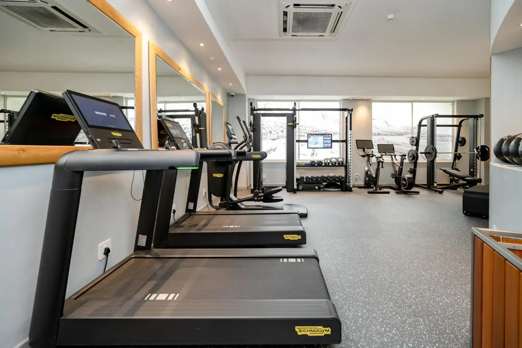 Fitness centre/facilities in The Bay Hotel Fitness centre/facilities in The Bay Hotel