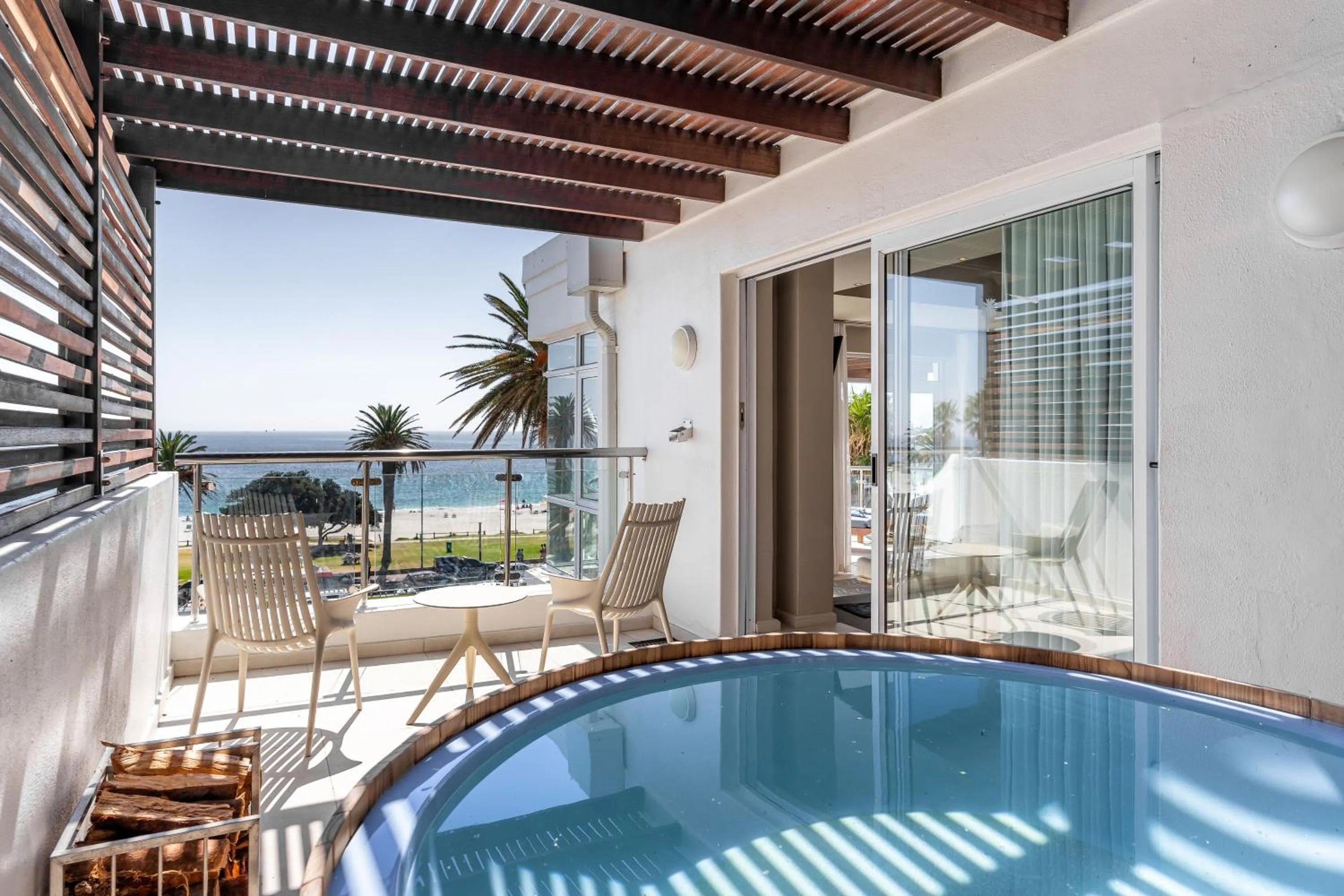 Hot Tub in The Bay Hotel