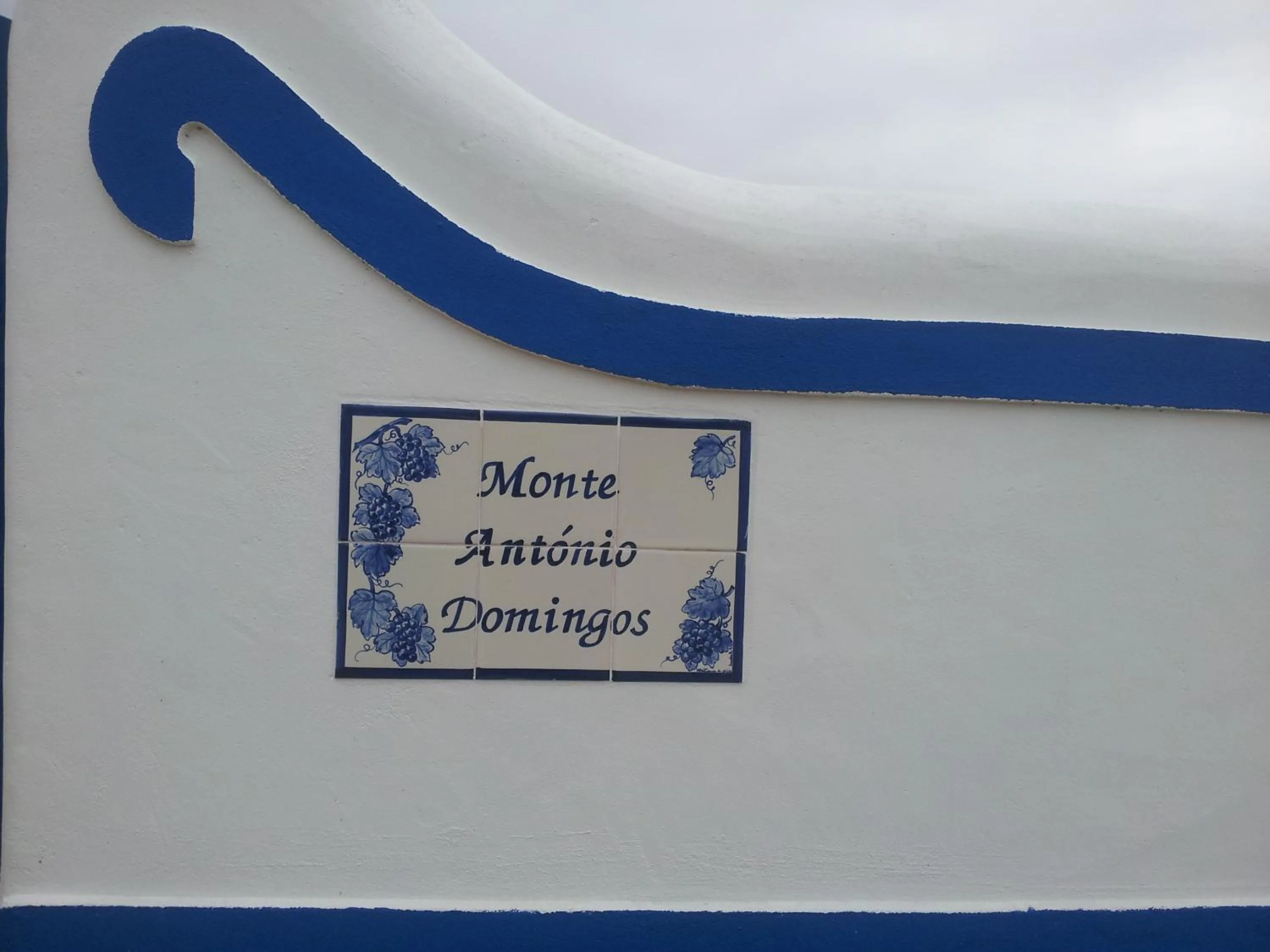 Monte Antonio Domingos